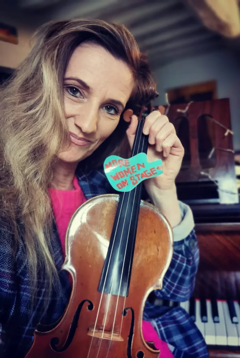 Elena PEASE- LHOMMET