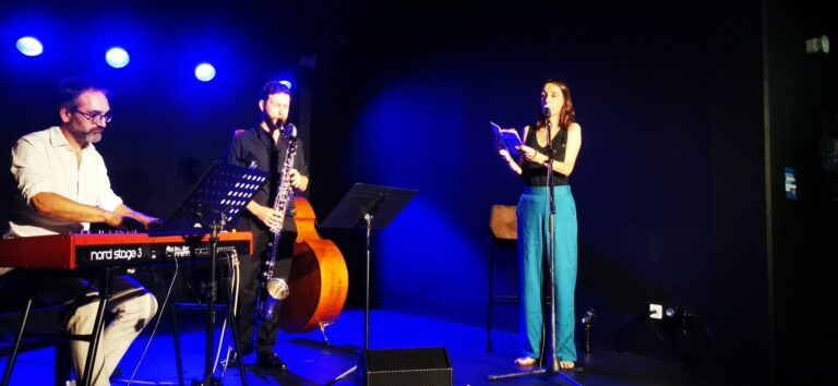 Gwendal au piano, Lucas à la clarinette basse et Argantael récitante