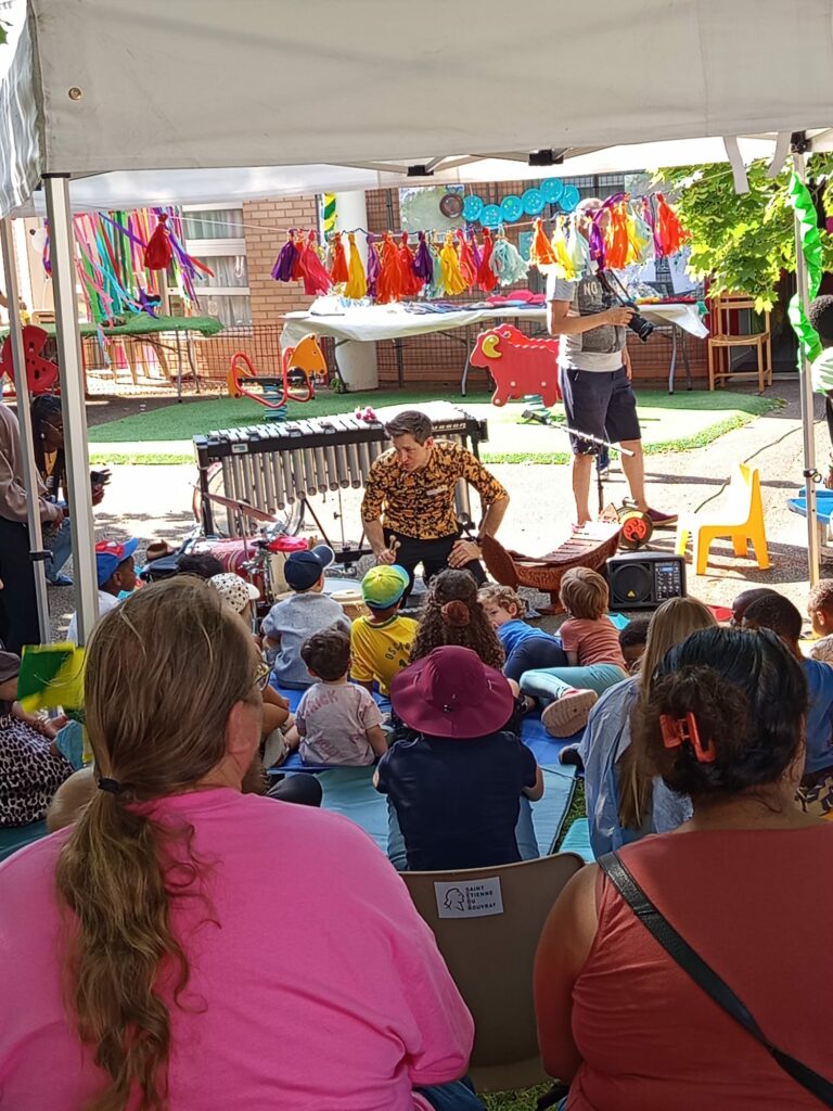 Chansons, comptines et percussions